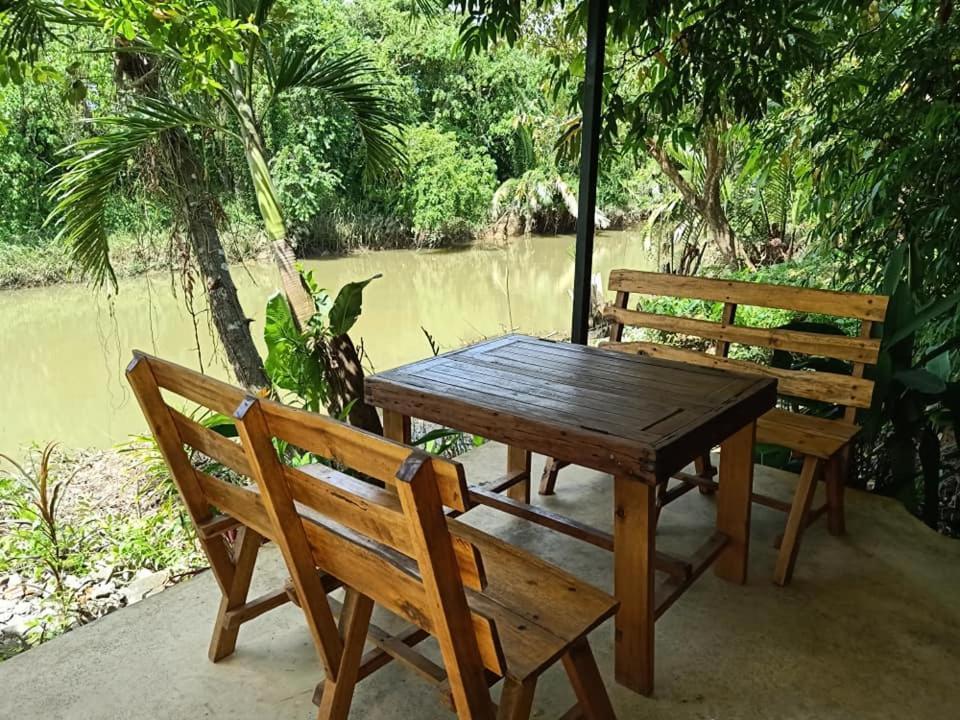 Suankafae Resort สวนกาแฟรีสอร์ท Surat Thani Exterior photo